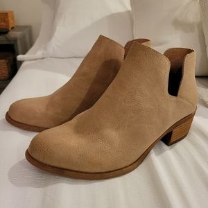Tan Ankle Boot - Size 8